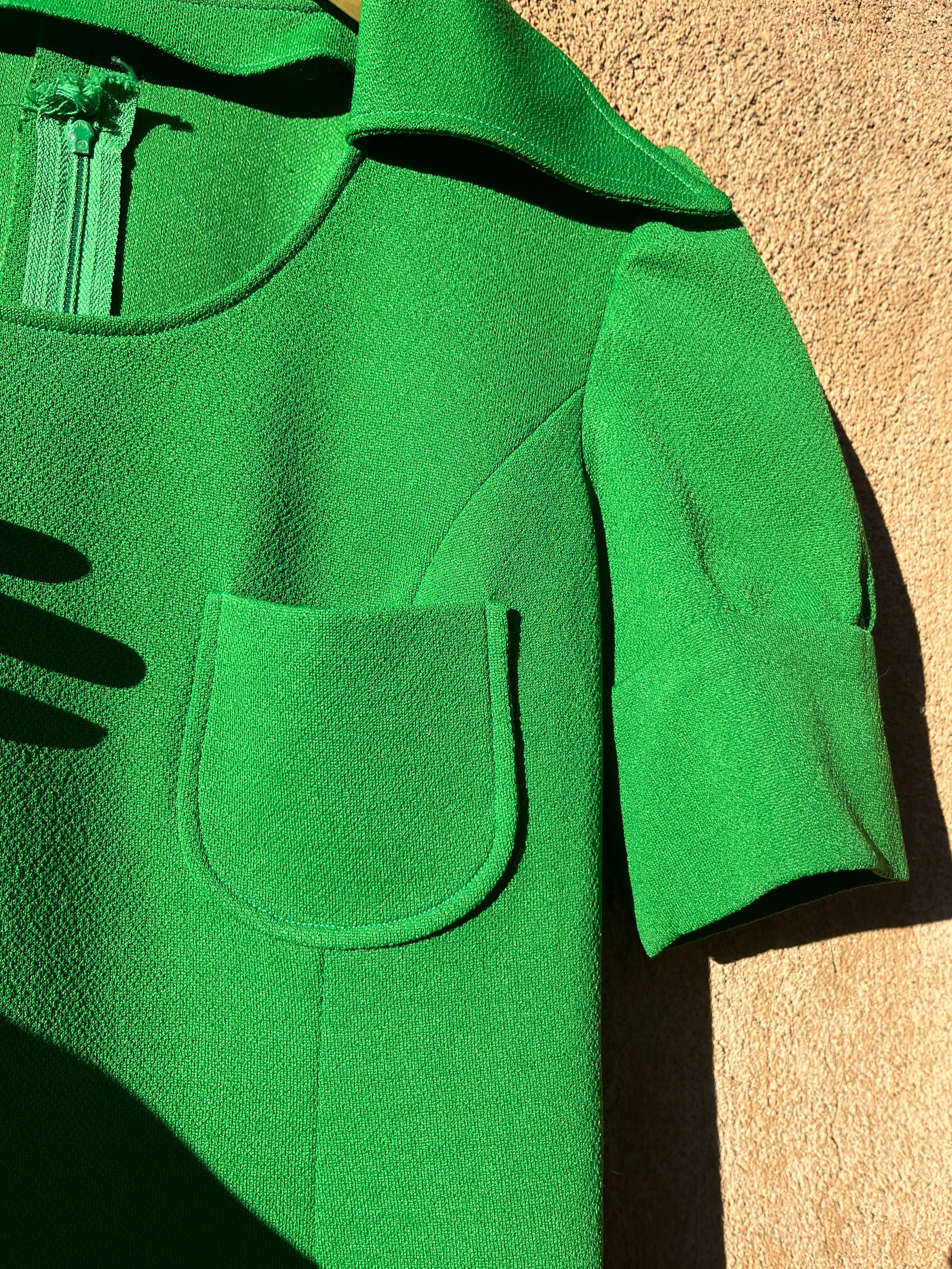 Vintage Grass Green mini dress