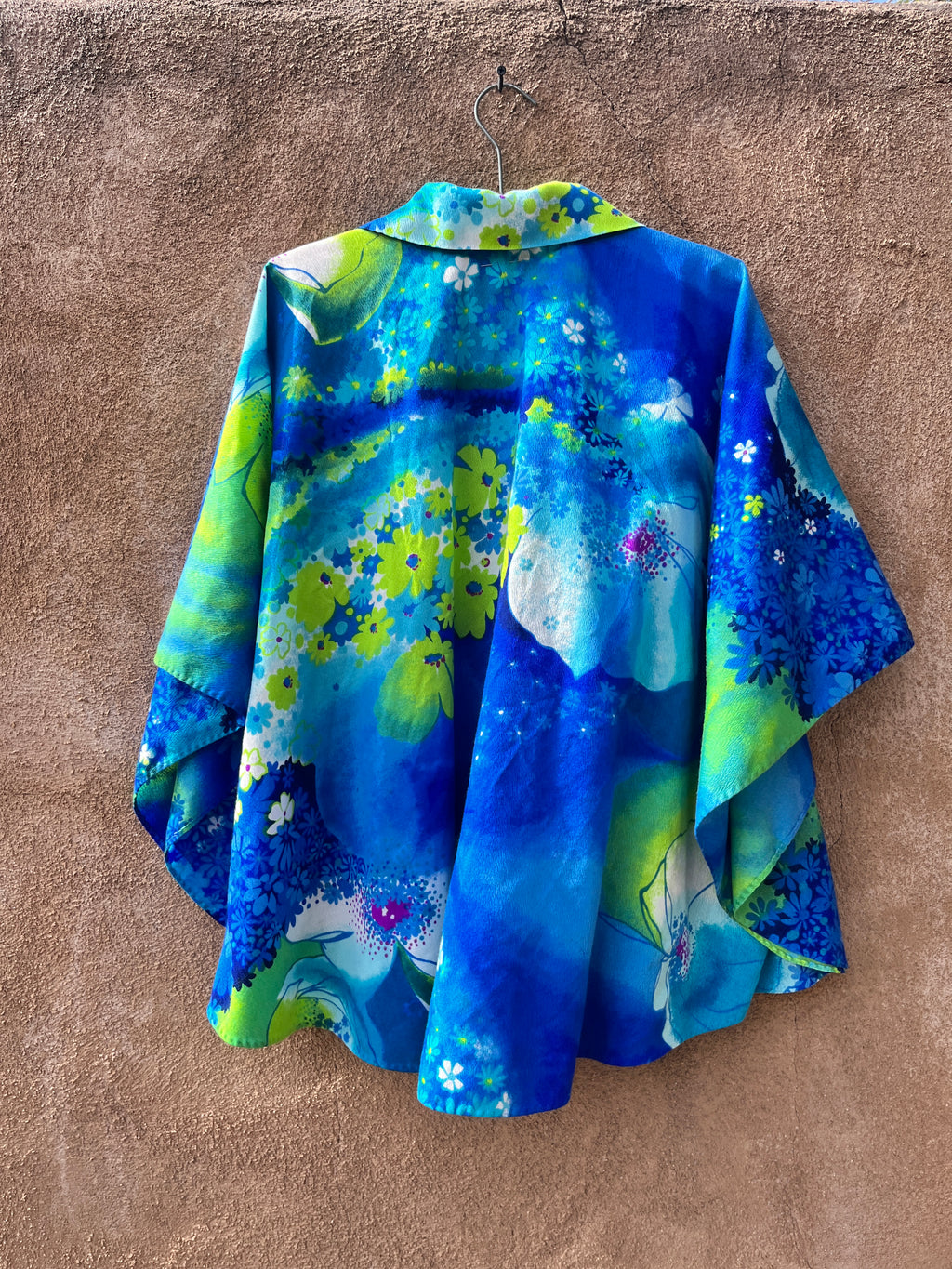Vintage Two Potato Hawaiian barkcloth cape